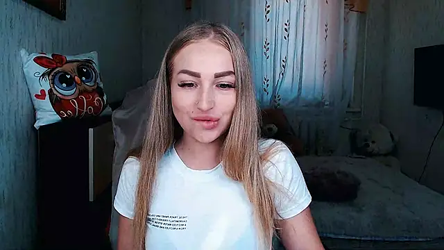  KittyBoo online show from 09.11.25