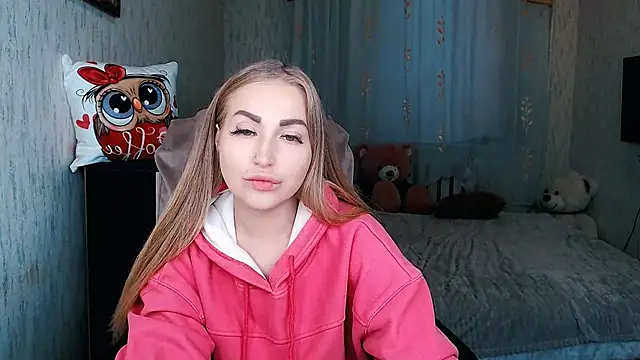 Snapshot of _KittyBoo chatting on 11.25.25 KittyBoo online show from 11.25.25