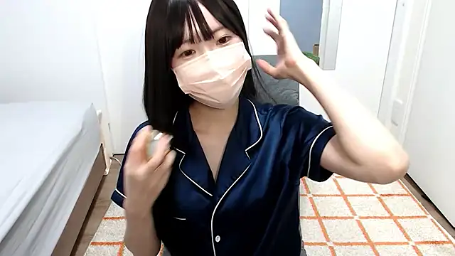  mi tsu ki  online show from 02.22.25