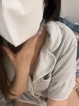 Snapshot of MAOchaso chatting on 12.26.24 MAOchaso online show from 12.26.24