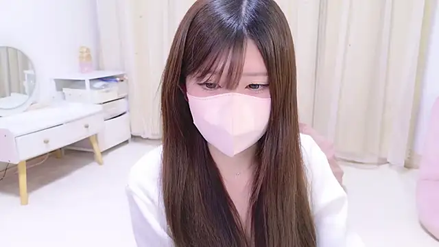 Snapshot of MAOchaso chatting on 02.23.25 MAOchaso online show from 02.23.25