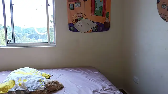 Snapshot of ViolettaSummer chatting on 01.11.25 ViolettaSummer online show from 01.11.25