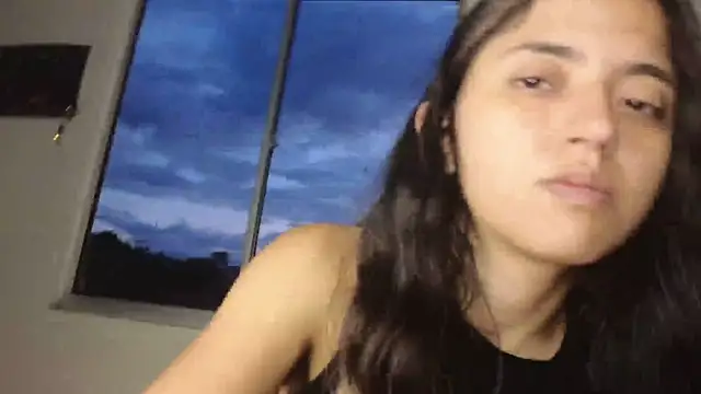 Snapshot of ViolettaSummer chatting on 01.19.25 ViolettaSummer online show from 01.19.25