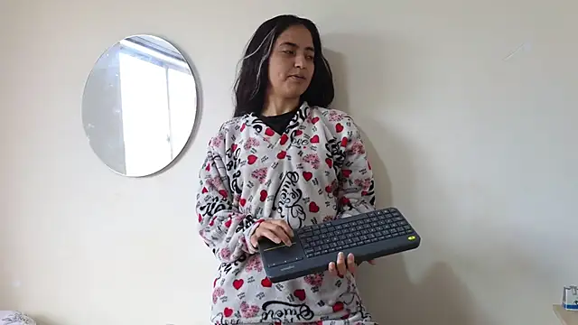 Snapshot of ViolettaSummer chatting on 02.22.25 ViolettaSummer online show from 02.22.25