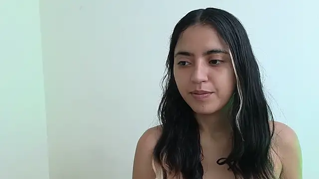 Snapshot of ViolettaSummer chatting on 02.23.25 ViolettaSummer online show from 02.23.25