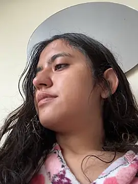 Snapshot of ViolettaSummer chatting on 11.02.25 ViolettaSummer online show from 11.02.25