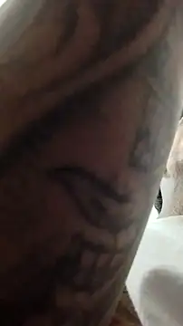 Snapshot of Papinine6 chatting on 11.22.25 Papinine6 online show from 11.22.25