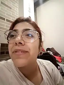 Rousse Collinss online show from 12.04.24