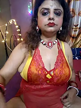 Snapshot of Maaya66 chatting on 03.13.25 Maaya66 online show from 03.13.25