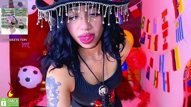 Snapshot of REDHOTTER_ chatting on 06.24.26 REDHOTTER online show from 06.24.26