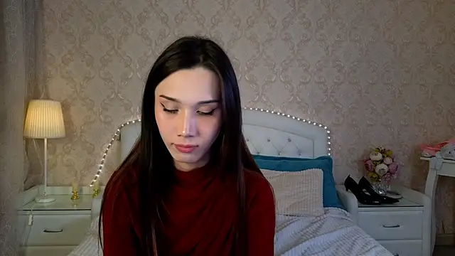 Kaia Sunshine Mia online show from 11.09.25