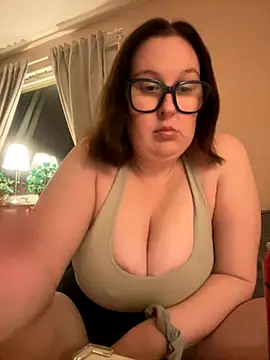 Misssmilf online show from 10.24.25