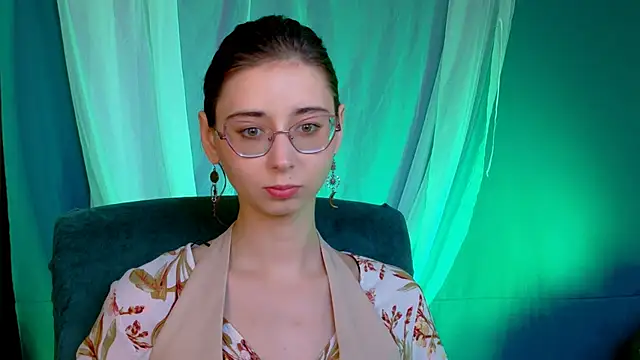 Orianna Fox online show from 10.10.25