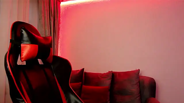 Lexyevans online show from 12.03.24