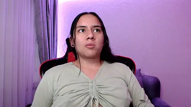 Lexyevans online show from 12.19.24