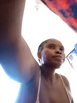 Snapshot of zainabsmile chatting on 02.26.26 zainabsmile online show from 02.26.26