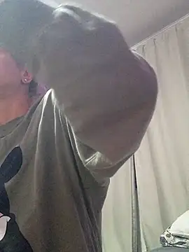 BritneyHudson online show from 11.24.25