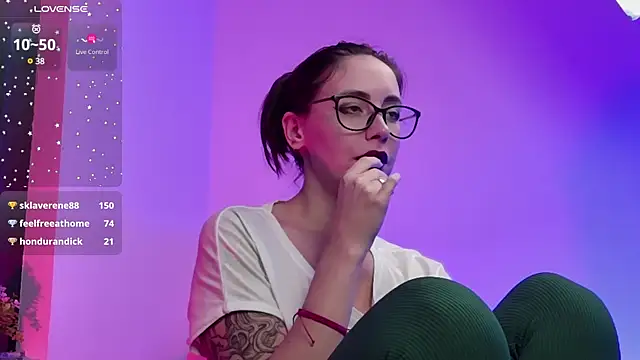 Snapshot of RitaSonnet chatting on 12.15.24 RitaSonnet online show from 12.15.24