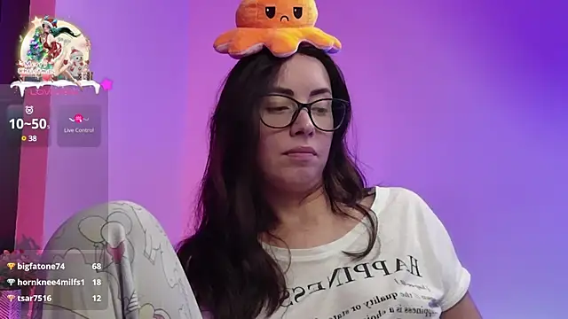 Snapshot of RitaSonnet chatting on 12.27.24 RitaSonnet online show from 12.27.24