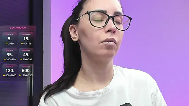 Snapshot of RitaSonnet chatting on 01.29.25 RitaSonnet online show from 01.29.25