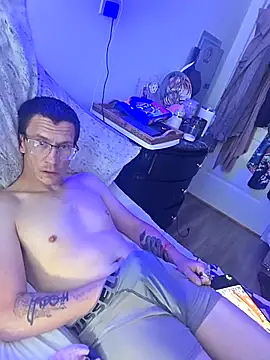 Hatchetwound6969 online show from 02.01.26