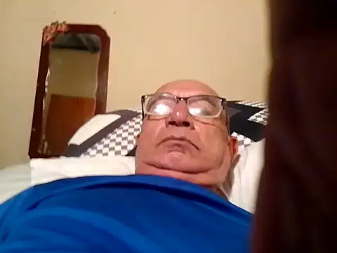 Snapshot of sincuenton24cmts chatting on 10.20.25 sincuenton24cmts online show from 10.20.25