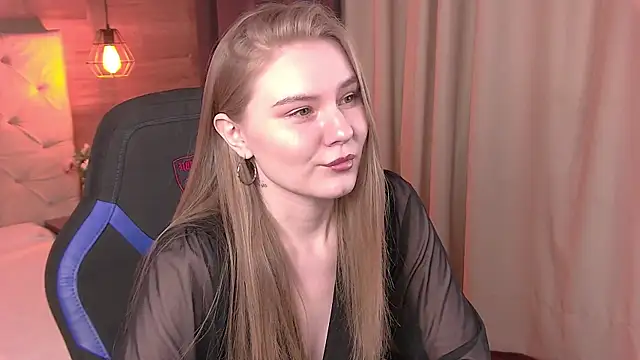 ValerieViolette online show from 02.13.25