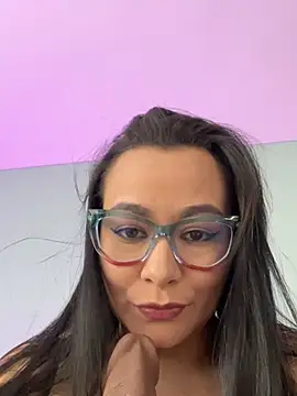 Snapshot of sharon_leone26 chatting on 03.15.26 sharon leone26 online show from 03.15.26