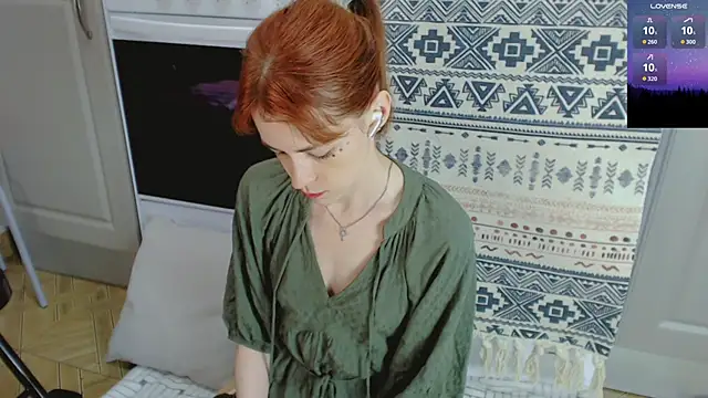 Amina Barbarian online show from 10.22.25