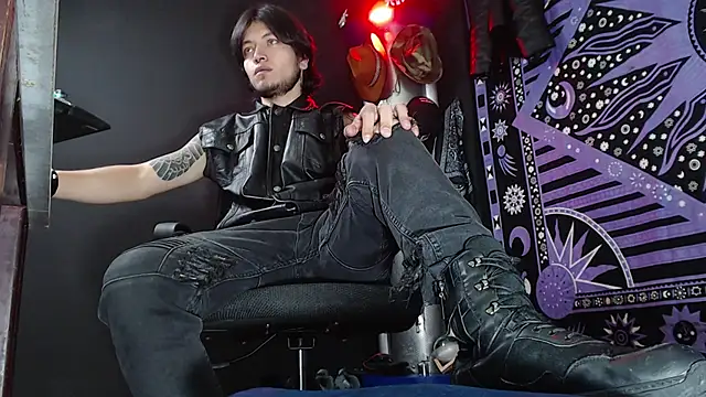 Dicaprioo  online show from 03.10.25