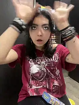 Snapshot of _Gothiccbitch_ chatting on 12.22.24  Gothiccbitch  online show from 12.22.24