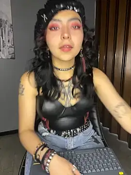 Snapshot of _Gothiccbitch_ chatting on 01.16.25  Gothiccbitch  online show from 01.16.25