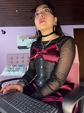 Snapshot of _Gothiccbitch_ chatting on 02.26.25  Gothiccbitch  online show from 02.26.25