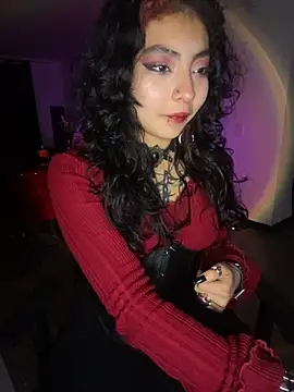 Snapshot of _Gothiccbitch_ chatting on 10.04.25  Gothiccbitch  online show from 10.04.25