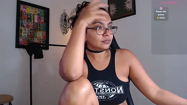 Snapshot of Rachell__420 chatting on 05.23.26 Rachell 420 online show from 05.23.26