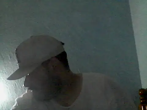 Snapshot of GILBERTHOR92 chatting on 02.21.26 GILBERTHOR92 online show from 02.21.26