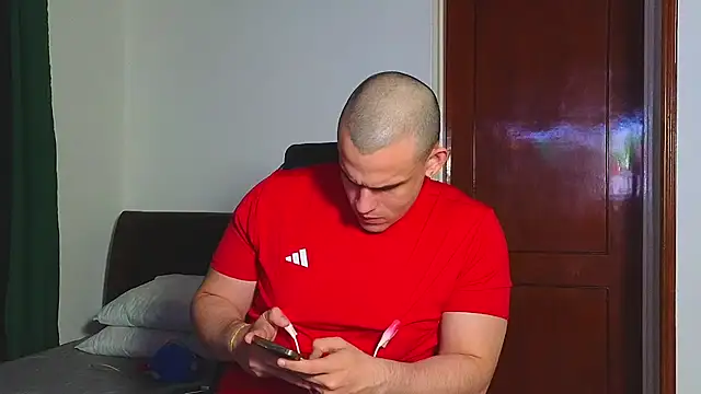 Regansmiths online show from 01.23.25