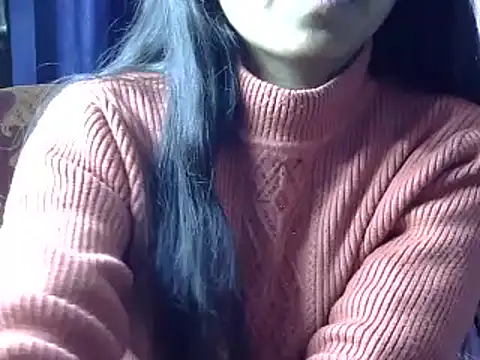 Snapshot of momo_lov chatting on 01.21.25 momo lov online show from 01.21.25