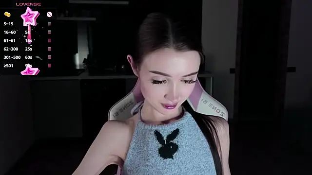 Snapshot of sweetiebones chatting on 02.26.25 sweetiebones online show from 02.26.25