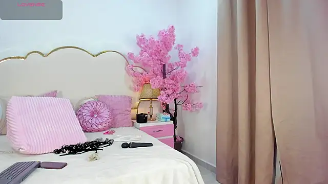 CahitlinBell online show from 03.31.26