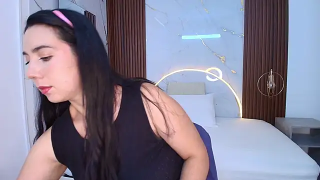 dahianthompson online show from 02.25.25