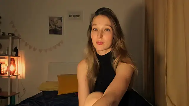  Lora Palmer online show from 01.03.25