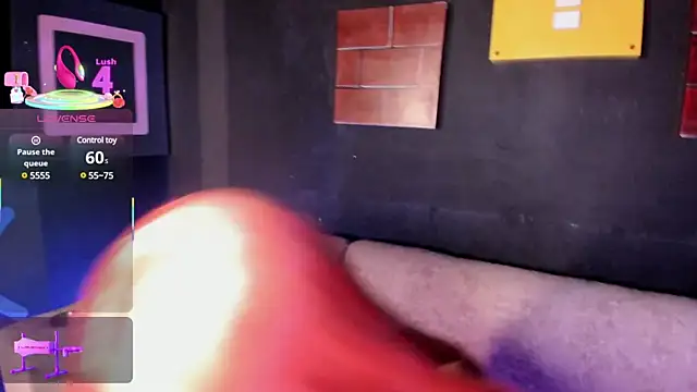 Snapshot of Elettra_Rou chatting on 03.04.25 Elettra Rou online show from 03.04.25