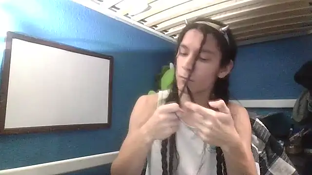 Snapshot of Flappywig chatting on 01.19.25 Flappywig online show from 01.19.25