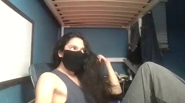 Snapshot of Flappywig chatting on 02.26.25 Flappywig online show from 02.26.25