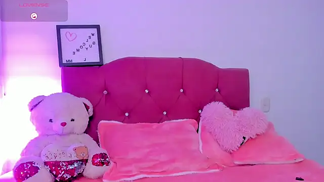 LucianaTomson online show from 01.05.26