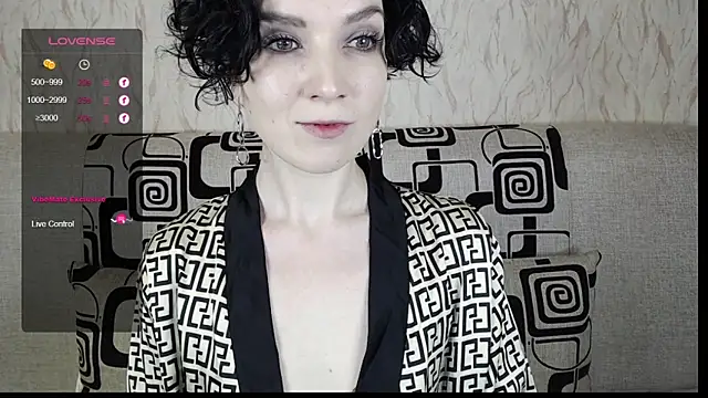 TinaWince online show from 02.20.25