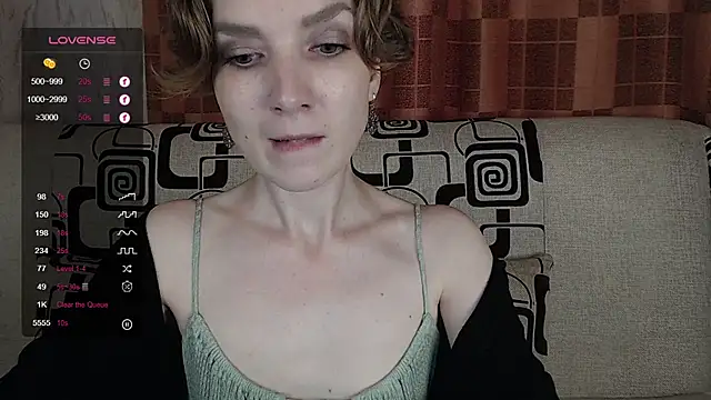 Snapshot of TinaWince chatting on 07.02.26 TinaWince online show from 07.02.26