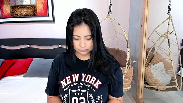 Snapshot of _alaiasmile_ chatting on 06.28.26 alaiasmile online show from 06.28.26