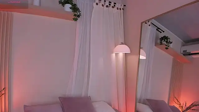 mara brooks online show from 03.24.26